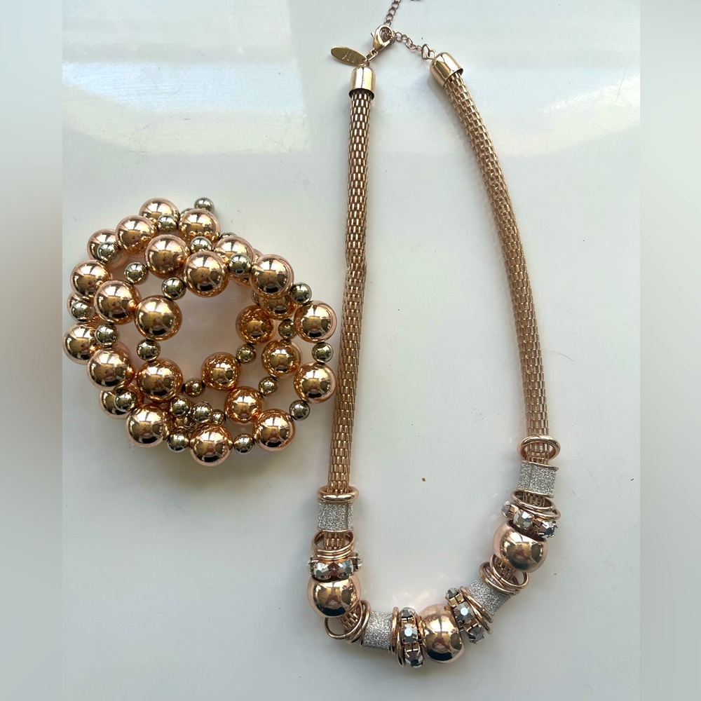 NY&CO Rose Gold Necklace and Bracelet Set.